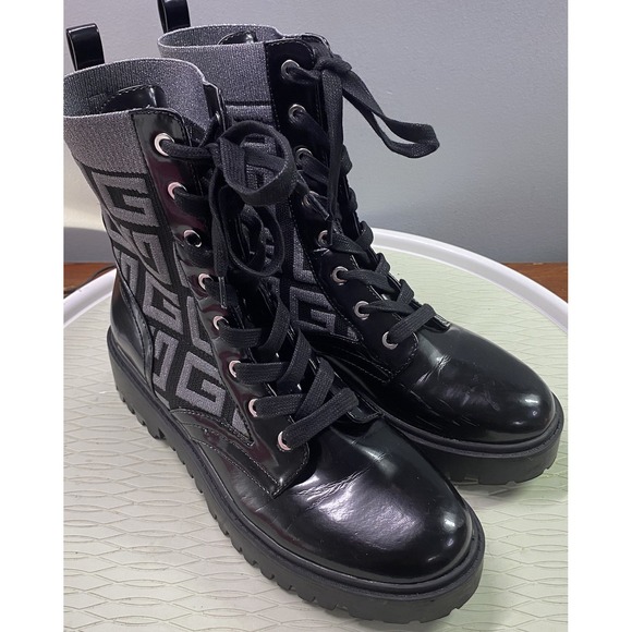 GUESS GWOLINIA  Women's Black Faux Leather Platform Combat&Lace-up Boots Sz.9.5M - Picture 1 of 13
